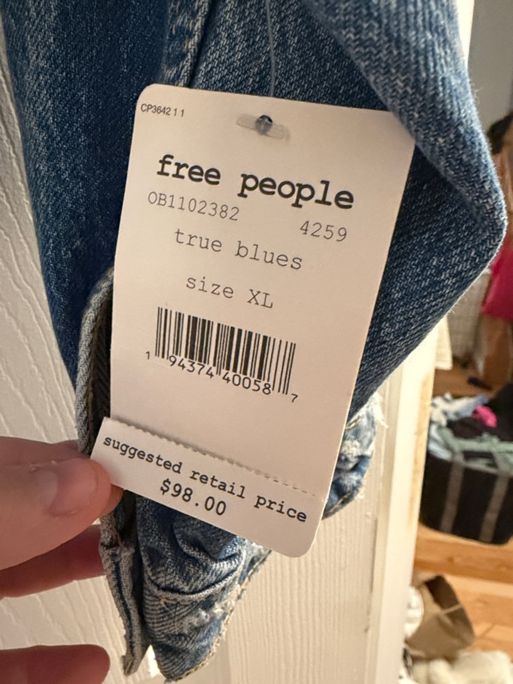 Free People Light Wash Blue Cropped Denim Jacket - Picture 2 of 4